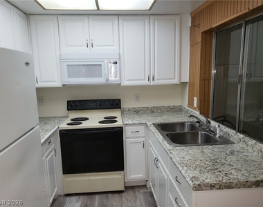 4770 Topaz - Photo Thumbnail 2