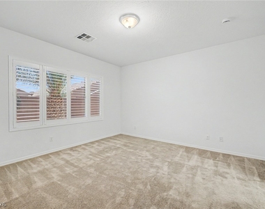 6051 Tersky Court - Photo Thumbnail 10