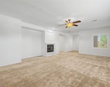 6051 Tersky Court - Photo Thumbnail 5