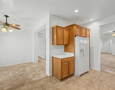 6051 Tersky Court - Photo Thumbnail 9