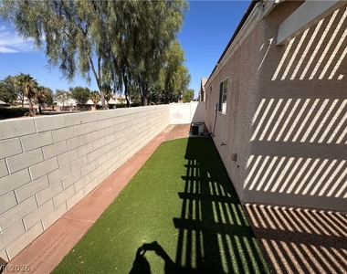 1480 Amitola Avenue - Photo Thumbnail 23