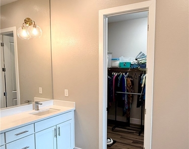 2527 Strathmill Avenue - Photo Thumbnail 25
