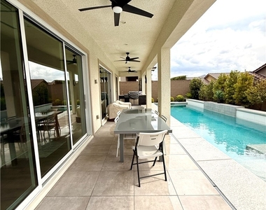 2527 Strathmill Avenue - Photo Thumbnail 35