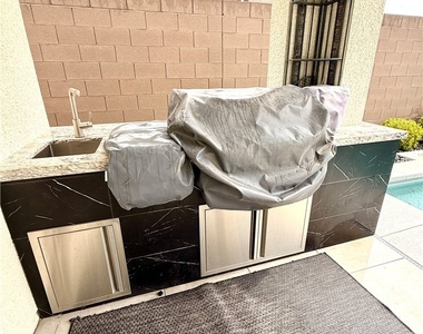 2527 Strathmill Avenue - Photo Thumbnail 40