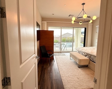 2527 Strathmill Avenue - Photo Thumbnail 18
