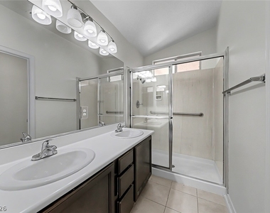 1833 Stablegate Avenue - Photo Thumbnail 14