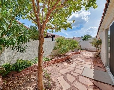 1833 Stablegate Avenue - Photo Thumbnail 22
