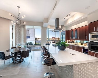 2747 Paradise Road - Photo Thumbnail 6