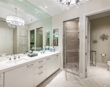 2747 Paradise Road - Photo Thumbnail 19