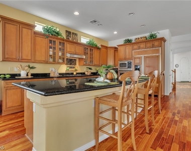 1455 Foothills Village Drive - Photo Thumbnail 13