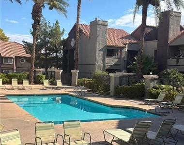 5038 S Rainbow Bl Boulevard - Photo Thumbnail 13