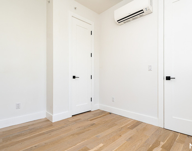 193 graham ave - Photo Thumbnail 18