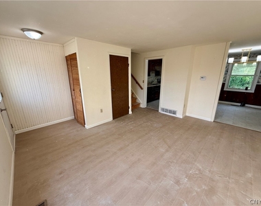 4999 Windgate Road - Photo Thumbnail 4