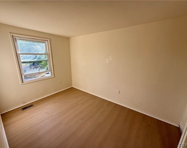 4999 Windgate Road - Photo Thumbnail 11