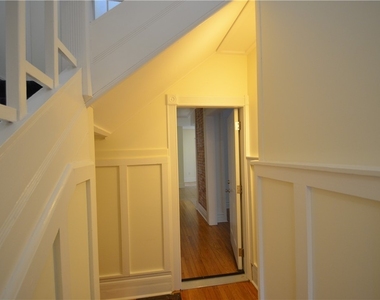 359 Green Street - Photo Thumbnail 15