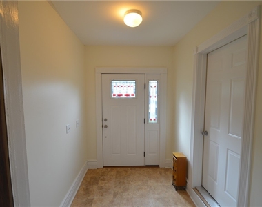 359 Green Street - Photo Thumbnail 14