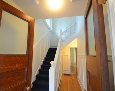 359 Green Street - Photo Thumbnail 13