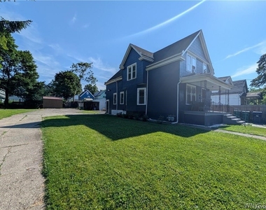 325 Box Ave (upper) Avenue - Photo Thumbnail 16