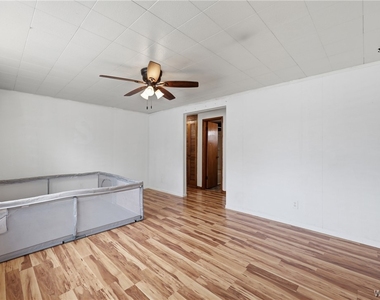 56 Awood Place - Photo Thumbnail 24
