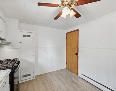 56 Awood Place - Photo Thumbnail 7