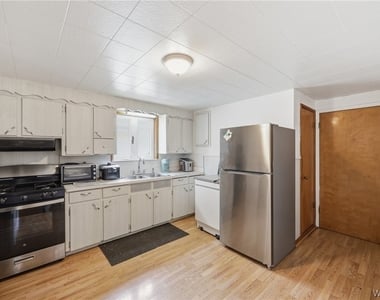 56 Awood Place - Photo Thumbnail 15