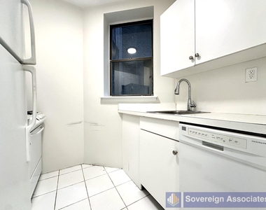 953 Amsterdam Avenue - Photo Thumbnail 3