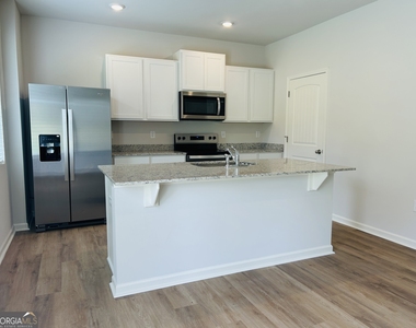 112 Glenrise Drive - Photo Thumbnail 12