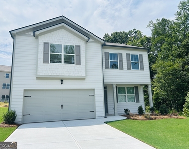 112 Glenrise Drive - Photo Thumbnail 3