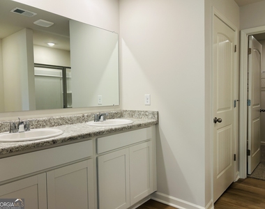 112 Glenrise Drive - Photo Thumbnail 29
