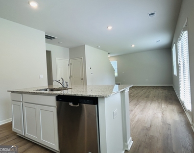 112 Glenrise Drive - Photo Thumbnail 13