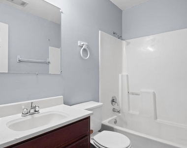 358 N 19th Street - Photo Thumbnail 14