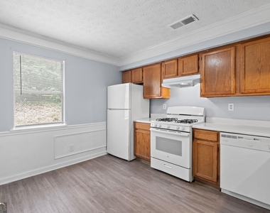 358 N 19th Street - Photo Thumbnail 7