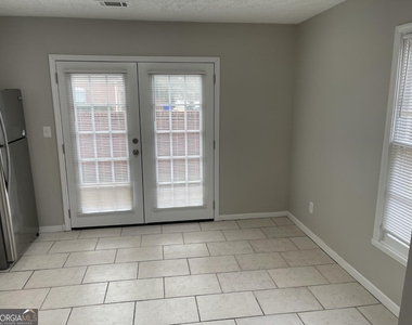 859 Park Place - Photo Thumbnail 10