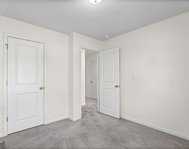 425 Union Station Street - Photo Thumbnail 25