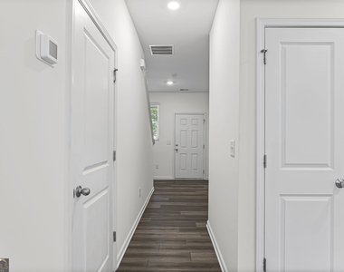 425 Union Station Street - Photo Thumbnail 11