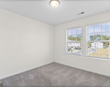 425 Union Station Street - Photo Thumbnail 21