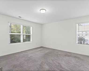 304 Aldgate Way - Photo Thumbnail 14