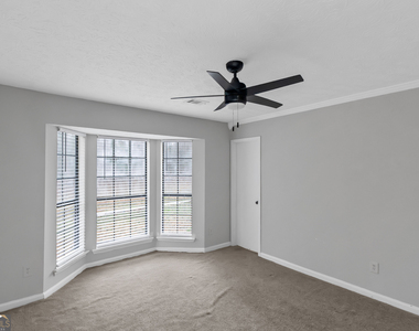 321 Summerwood Lane - Photo Thumbnail 14