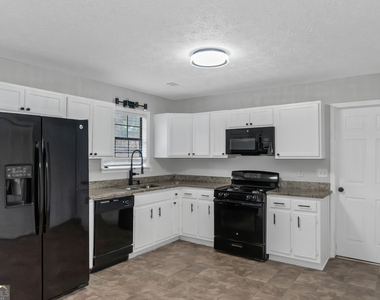 321 Summerwood Lane - Photo Thumbnail 6