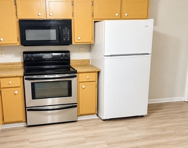341 Freeport Drive - Photo Thumbnail 2