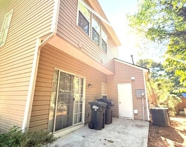 2781 Terrell Trace Drive - Photo Thumbnail 17