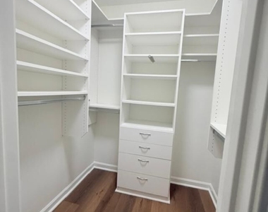 2781 Terrell Trace Drive - Photo Thumbnail 10