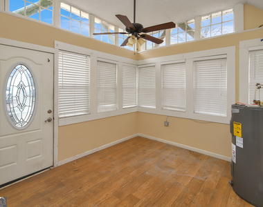 304 Boulevard - Photo Thumbnail 12