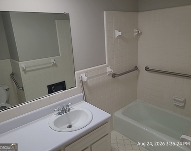 563 Pinehill Road - Photo Thumbnail 1