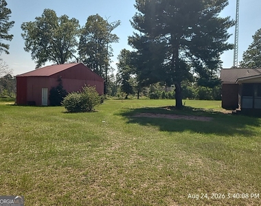 563 Pinehill Road - Photo Thumbnail 2