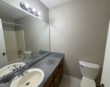 105 Fruitwood Trace - Photo Thumbnail 9