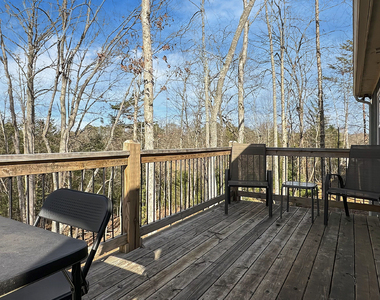 360 Prince Drive - Photo Thumbnail 17