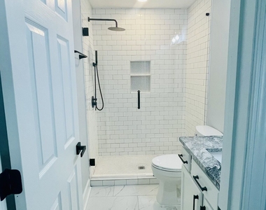 4644 Creekside Cove - Photo Thumbnail 15