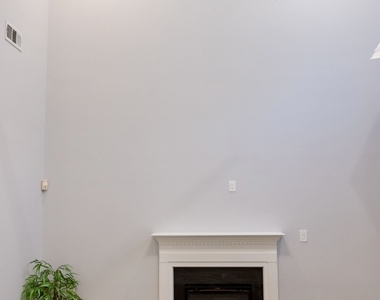 4644 Creekside Cove - Photo Thumbnail 17