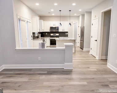 4644 Creekside Cove - Photo Thumbnail 2
